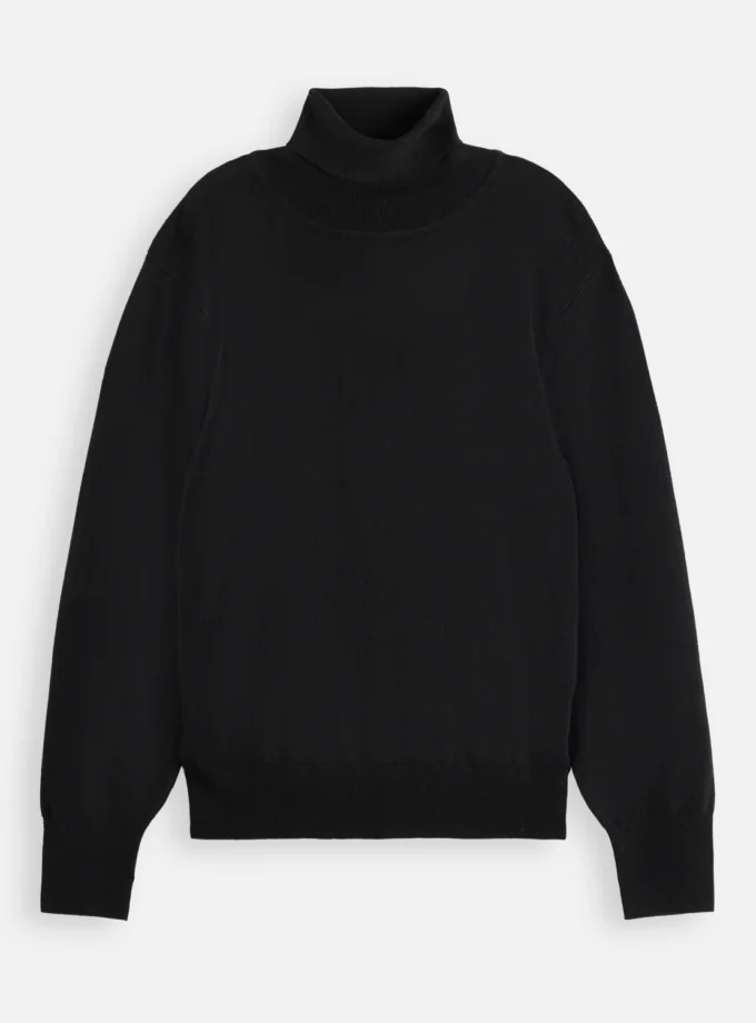 Core roll neck relaxed pullover