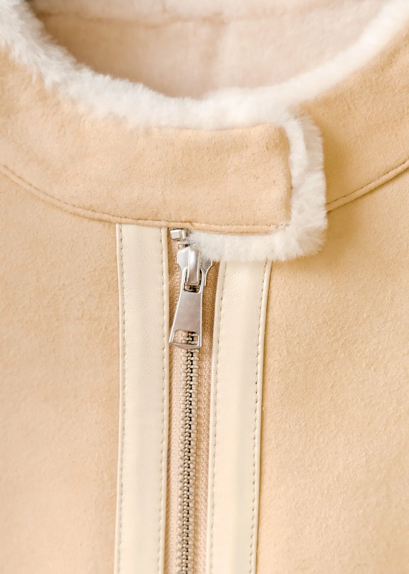 Lammfelljacke - Beige – Bild 2