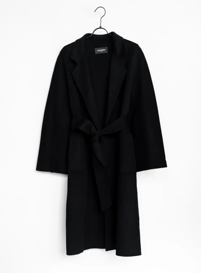 Wollmantel mit Bindegürtel