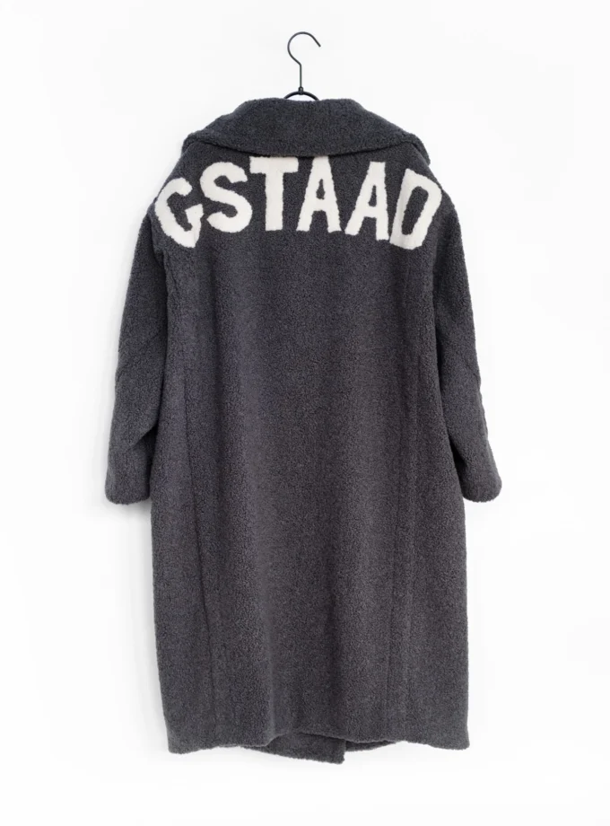 Oversized Teddy Mantel - GSTAAD